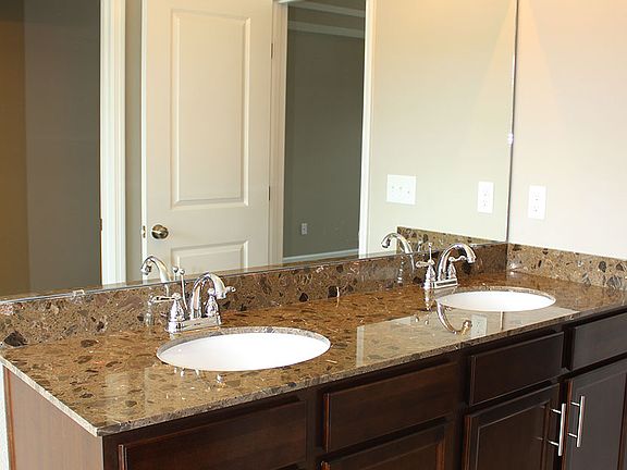The Quentin Owner's Suite Bath