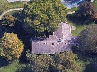 510 Darby Ln, Maumee, OH 43537