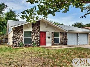 844 Lovers Ln, Grapevine, TX 76051