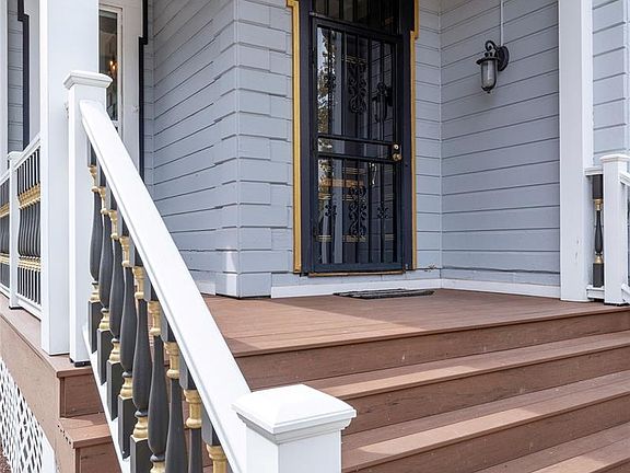 5th image of 1938 W 34th Avenue