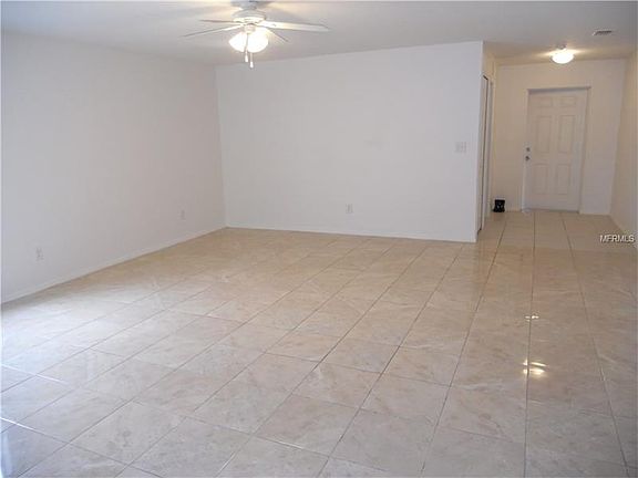 5th image of 2122 Ashley Lakes Dr