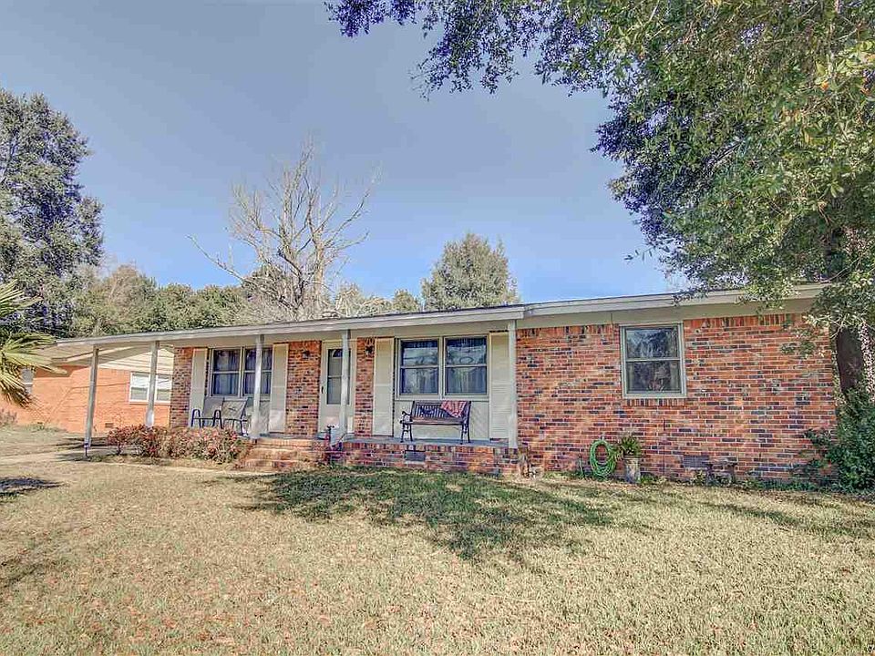 1st image of 3770 Forest Glen Dr