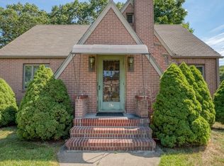 67 Haven Ave, Chicopee, MA 01013