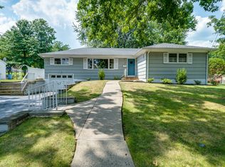 86 Stevens Ave, Cedar Grove, NJ 07009