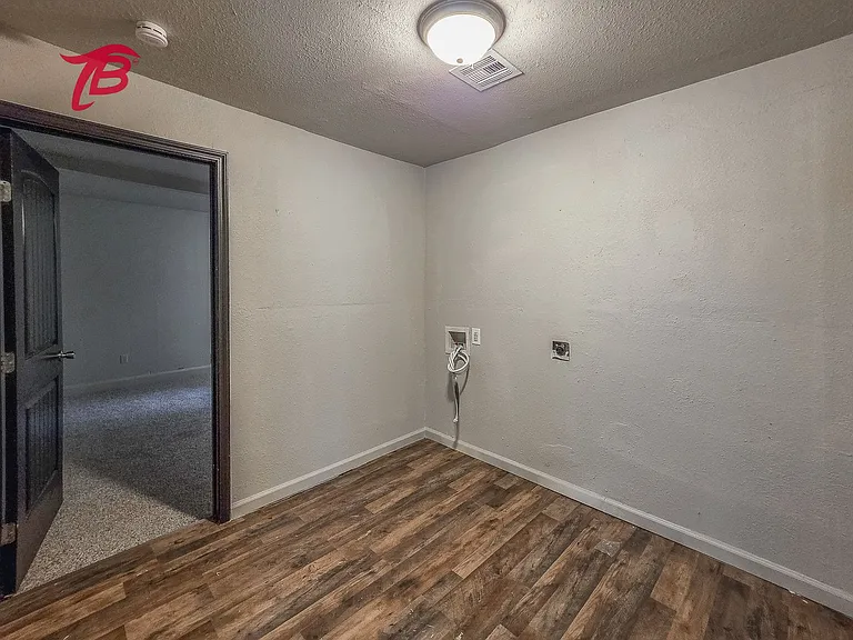 1153 Windemere Ave — Photo 29