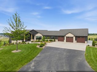 N3029 Lookout Ln, Hortonville, WI 54944