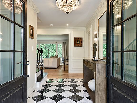 3rd image of 132 Halkirk Cir