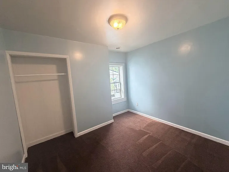 125 E Main St — Photo 22