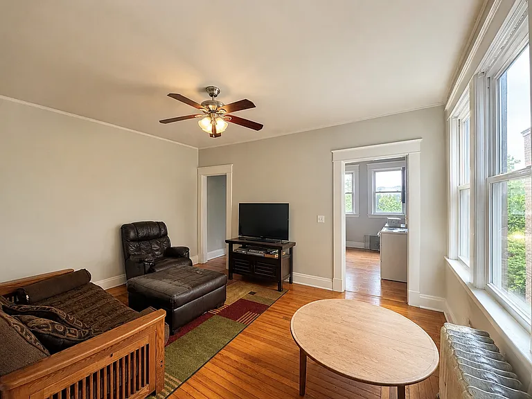 265 W McMillan — Photo 27