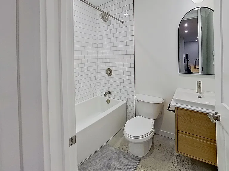 44 Chippewa Ave #B — Photo 13