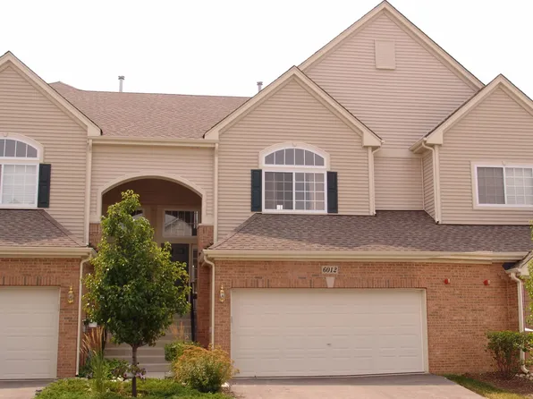 6012 Canterbury Ln #4-12, Hoffman Estates, IL 60192