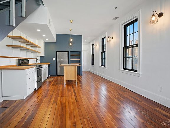 4th image of 1314 Spring St Unit 4