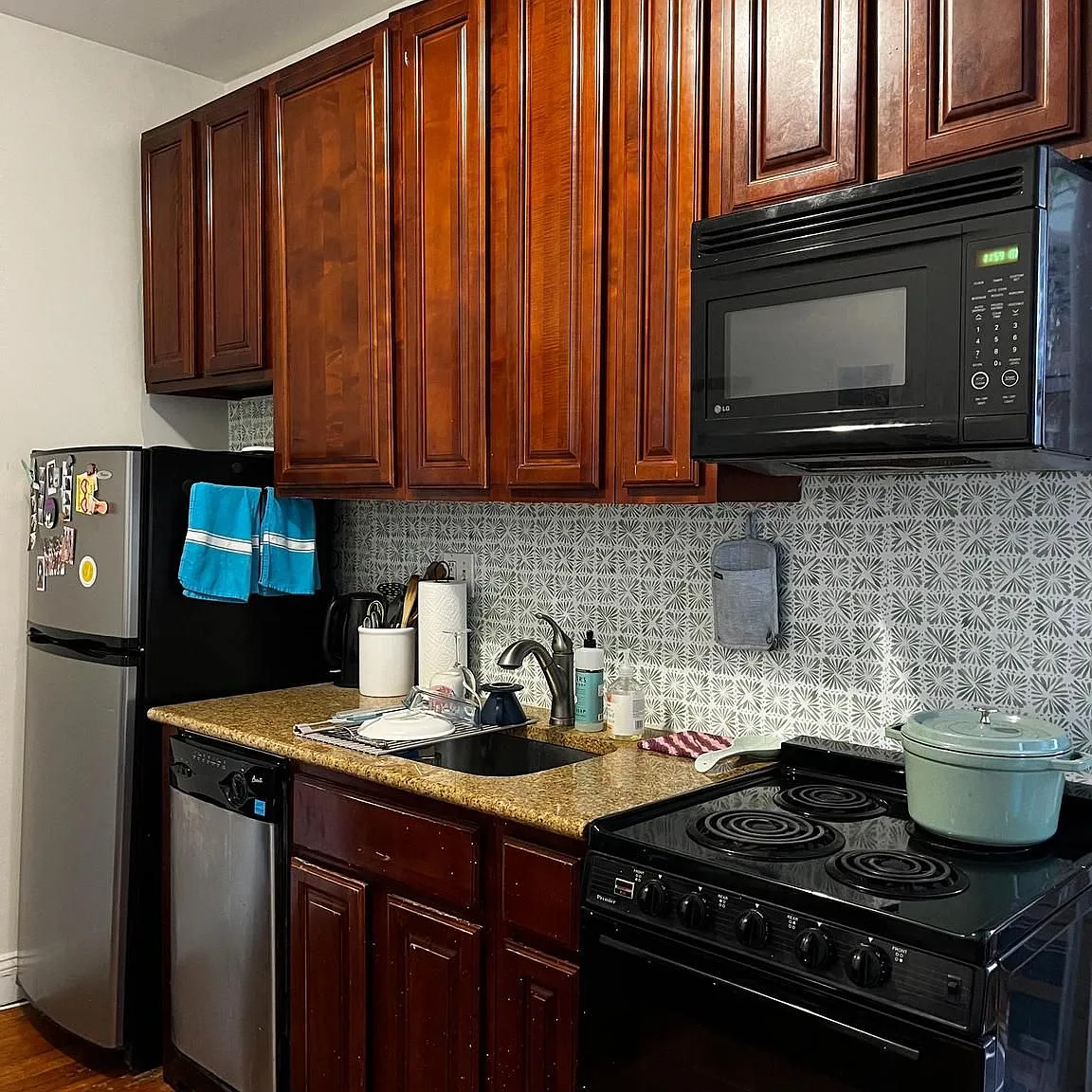 1 bed, 3495 sqft, $1,200 — Photo 3