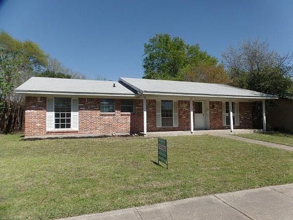 1st image of 1202 Rockledge Dr