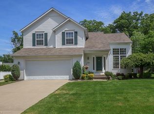 23819 Rushmore Dr, Richmond Heights, OH