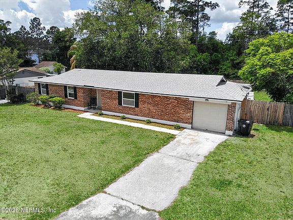 2nd image of 1212 TUMBLEWEED Drive