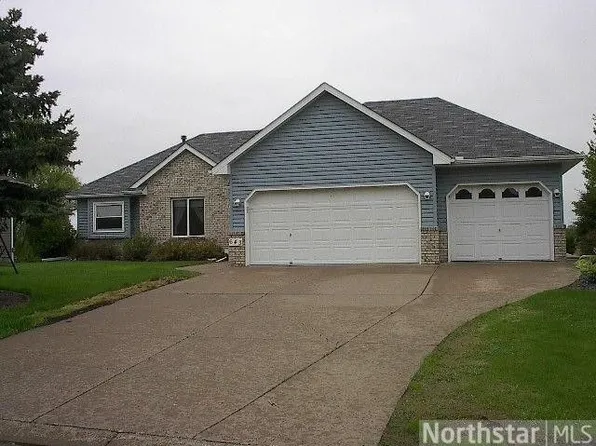 643 8th Ave NW, Forest Lake, MN 55025