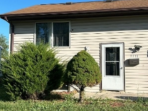 2511 222nd Pl