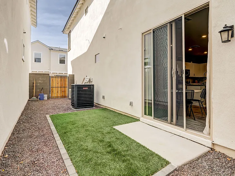 BB Living at Union Park — Photo 22