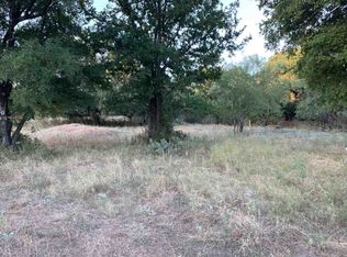 512 Crest Dr, Kingsland, TX 78639