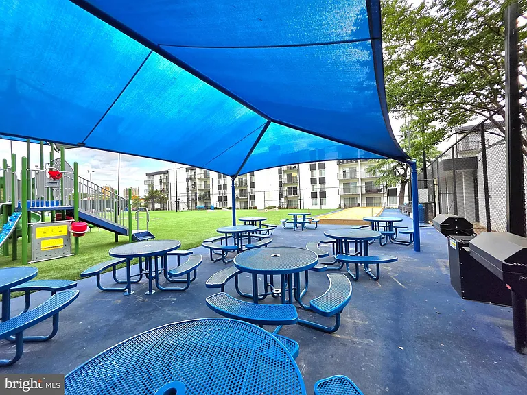 16 S Van Dorn St #101 — Photo 28