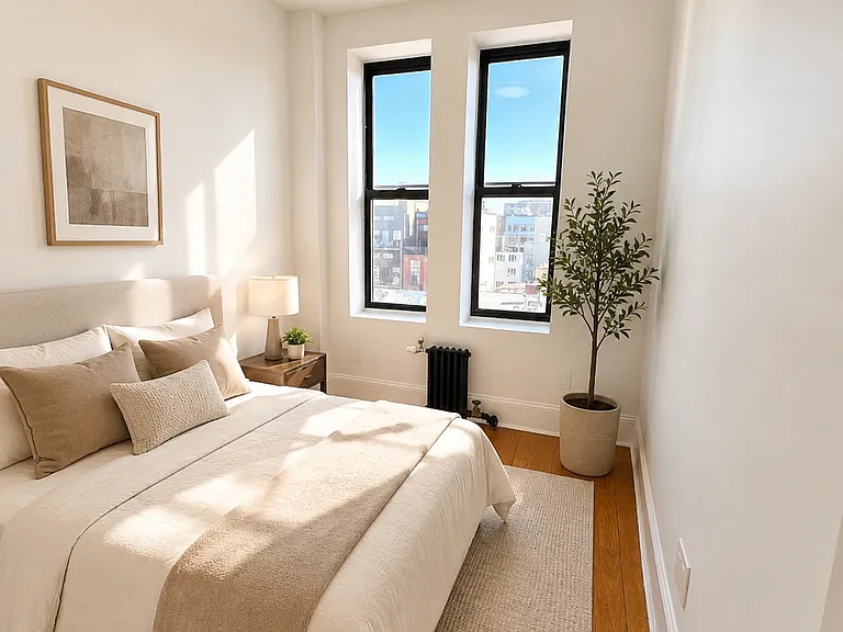 442 Lorimer St #4 — Photo 2