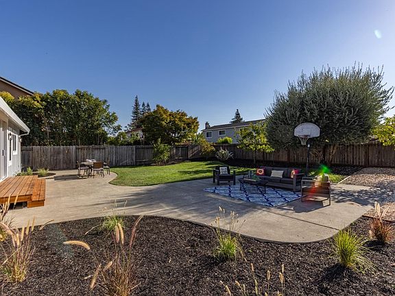 4th image of 4035 Maher Street