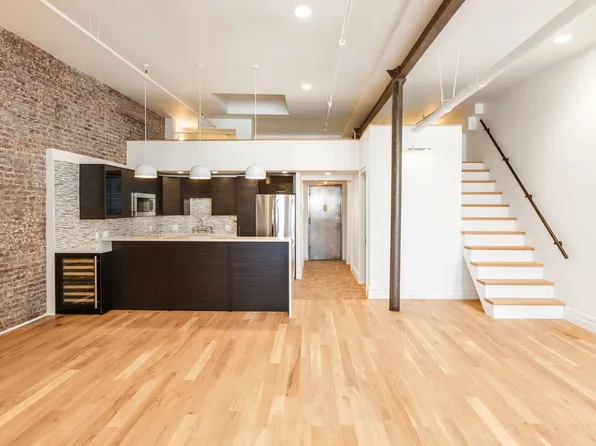 50 Bridge Street image 3 of 9