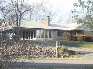 384 Knoll Dr, Newport, TN 37821