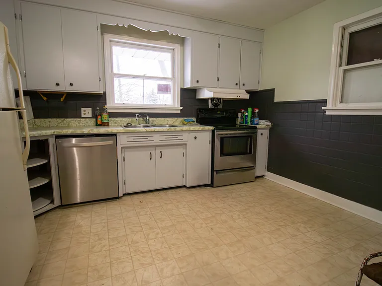 37 Franklin Blvd — Photo 6