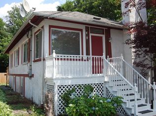 17 Edgewater Ave, Shrewsbury, MA 01545