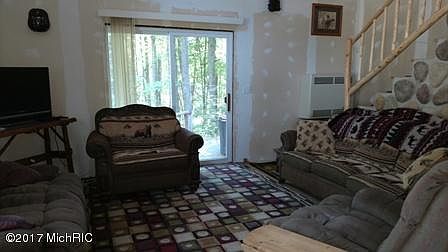 3rd image of 9752 S Orchard Lake Dr