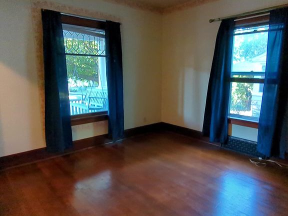 3rd image of 1229-1231 1/2 15th St