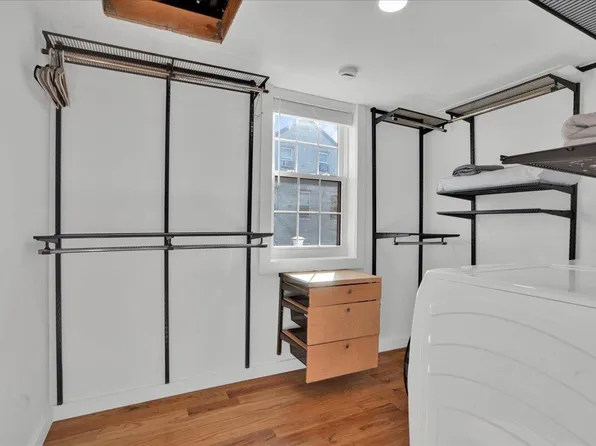 305 Sherman Avenue image 13 of 48