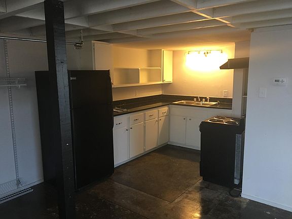 4th image of 2501 S Harwood St