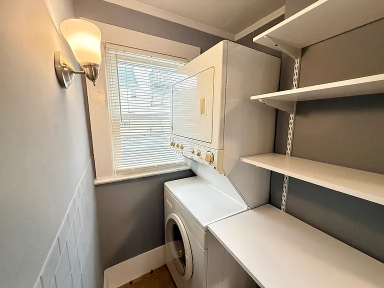 12 Sniffen St #1 — Photo 16