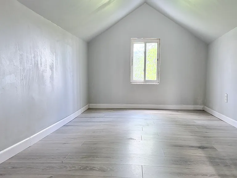 11012 Paige Ave — Photo 13