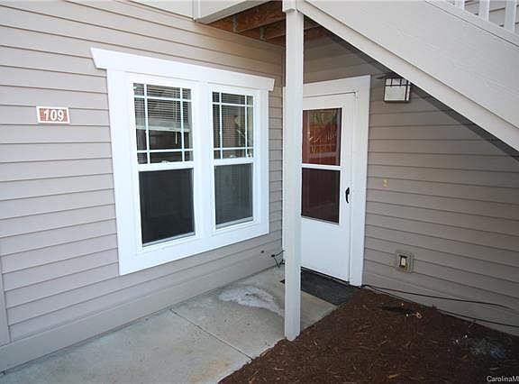 4th image of 109 Morningside Ln