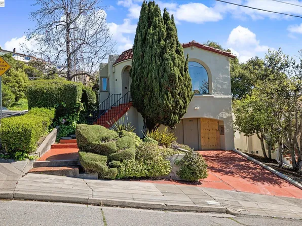 2972 El Monte Ave, Oakland, CA 94605