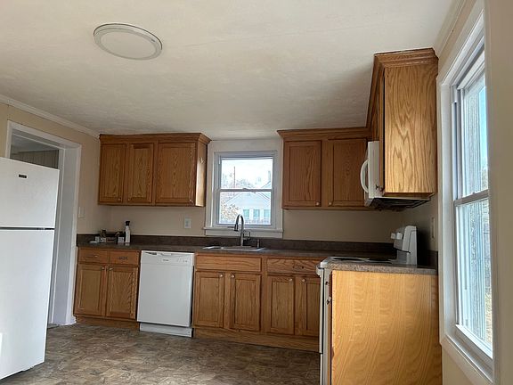 2nd image of 12-14 Chapel Ave