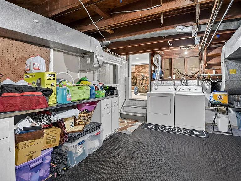 2000 McAuliffe Dr — Photo 40