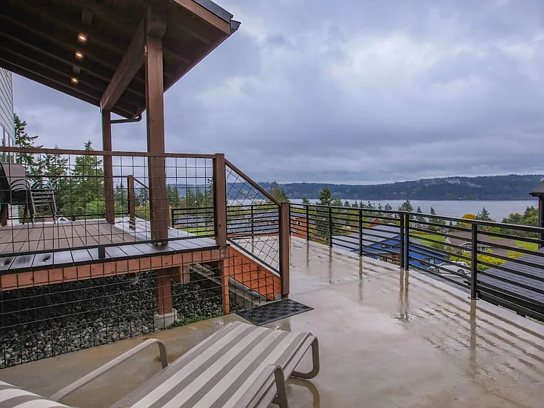 4896 Harbor Hills Dr — Photo 18