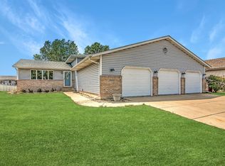 13424 Cardinal Ln, Cedar Lake, IN 46303
