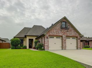 203 Grazing Trace Dr, Lafayette, LA 70508