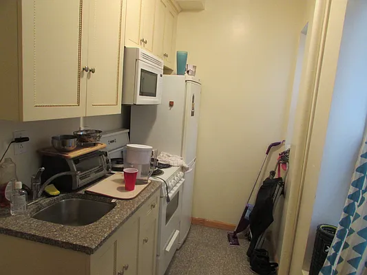 Rented by Majesty Management | media 57