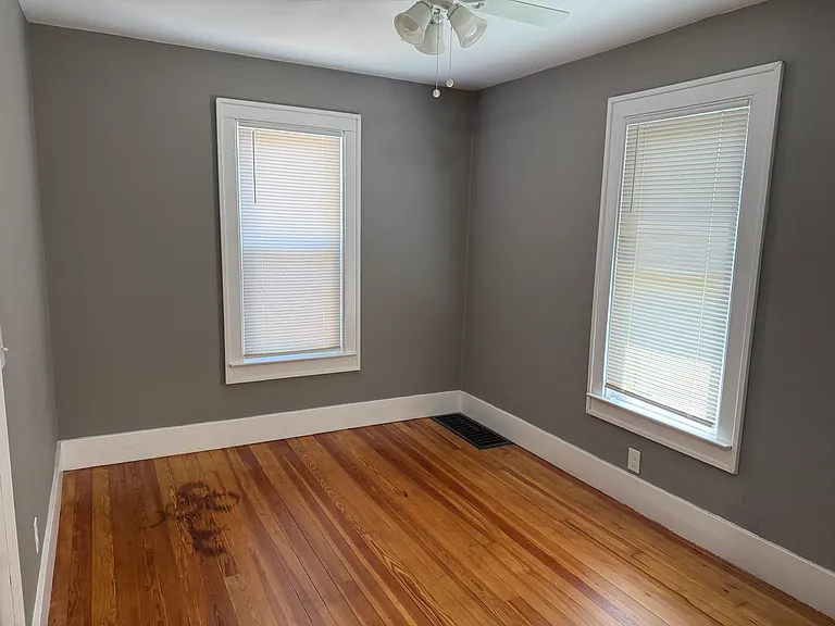 21822 Lakeview St #1 — Photo 10