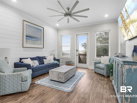 2nd image of 1372 Lagoon Ave W Unit 1368