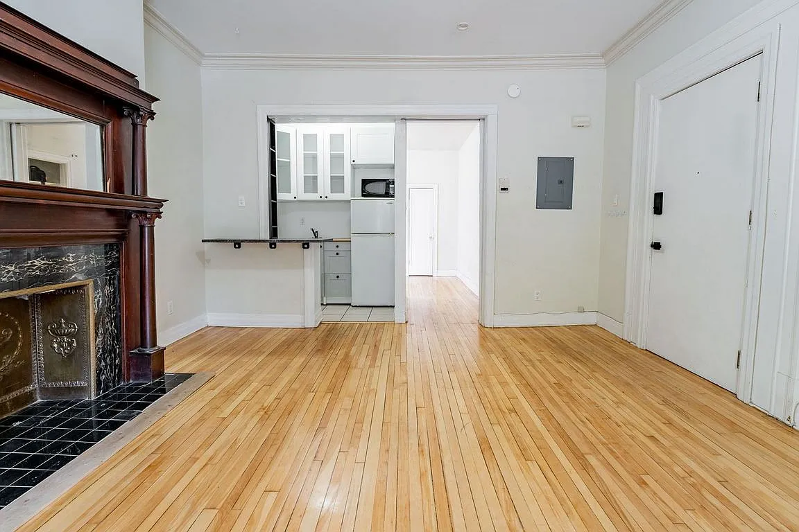 140 Stewart Street — Photo 4