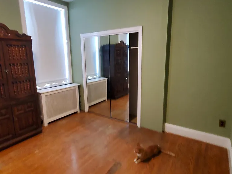 1033 Jackson St — Photo 34