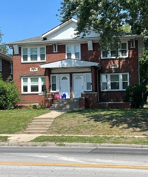 5208 Leavenworth St — Photo 1